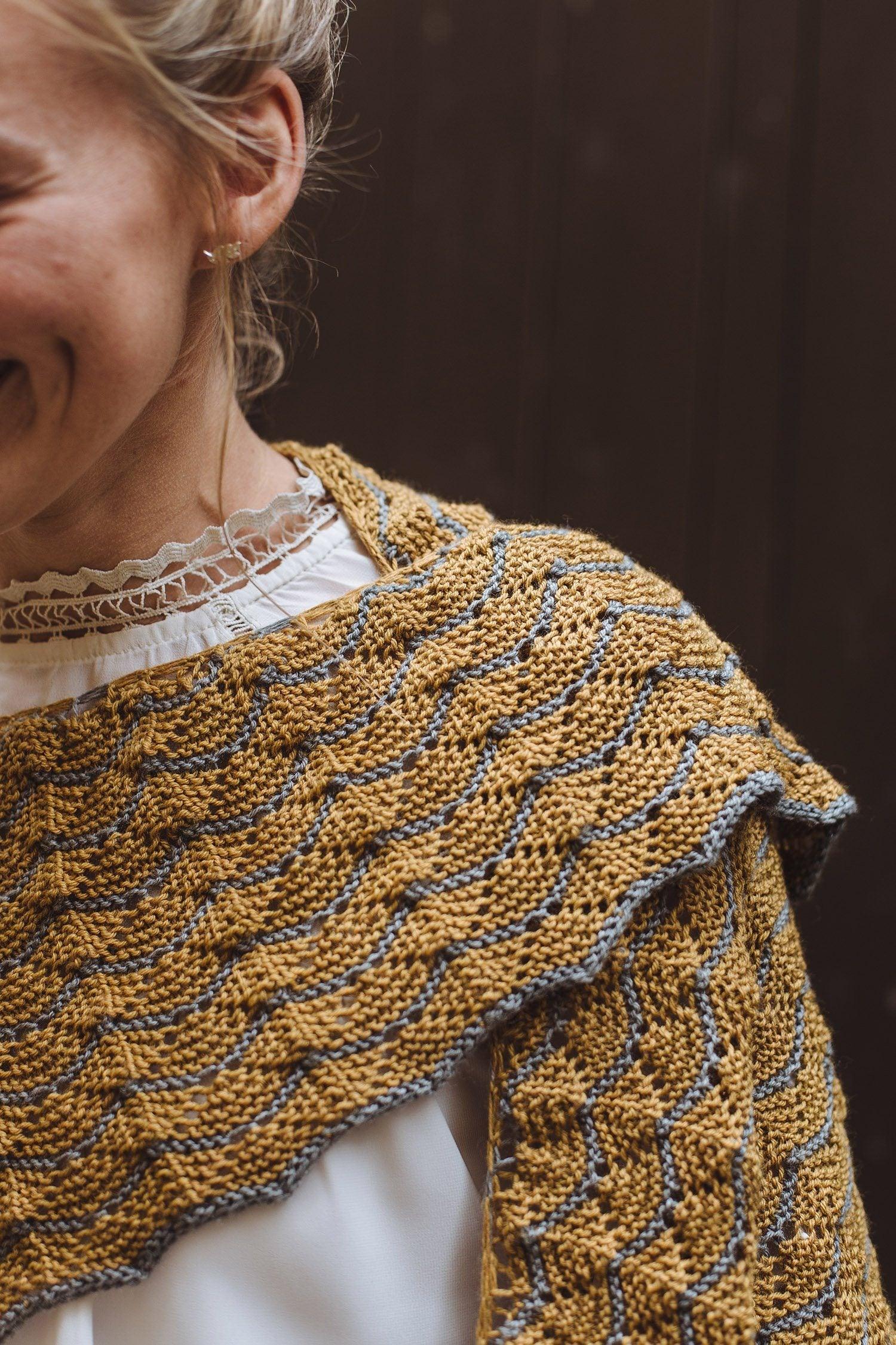 CaMaRose Gudenå Shawl [Trine Bertelsen] -  - Knitting Pattern