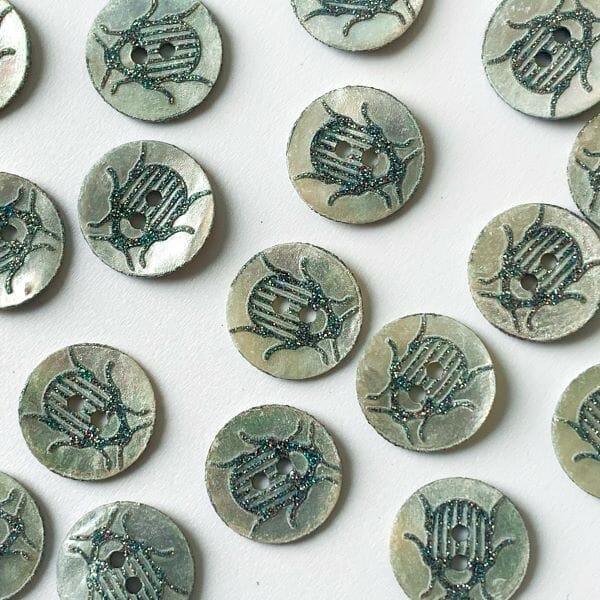 14mm - Beetle Shell Button - Tangled Yarn