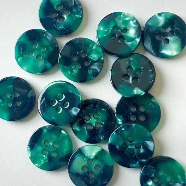 15mm - Wicked Button - Tangled Yarn