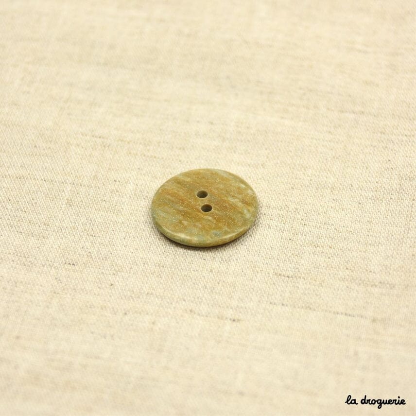 Beige 23mm resin button