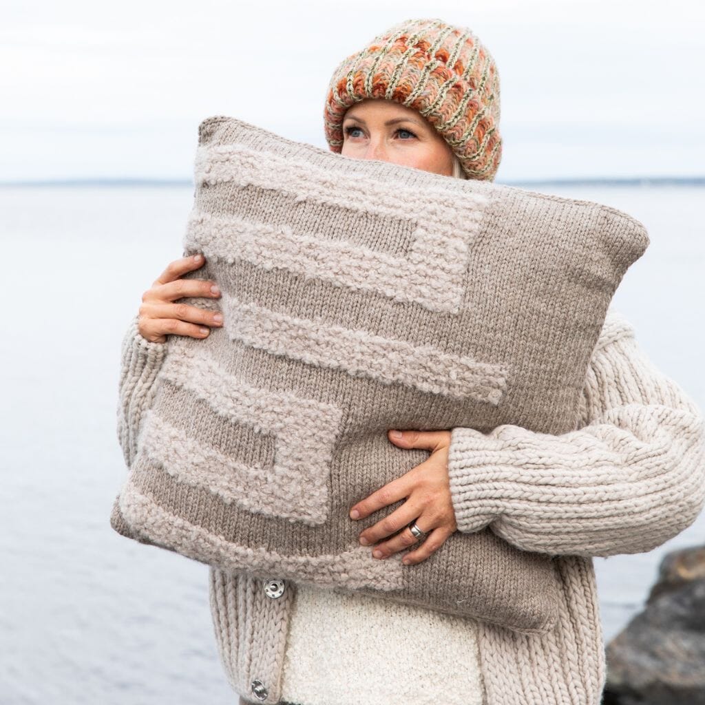 52 Weeks of Chunky Knits | Laine Publishing | Tangled Yarn UK