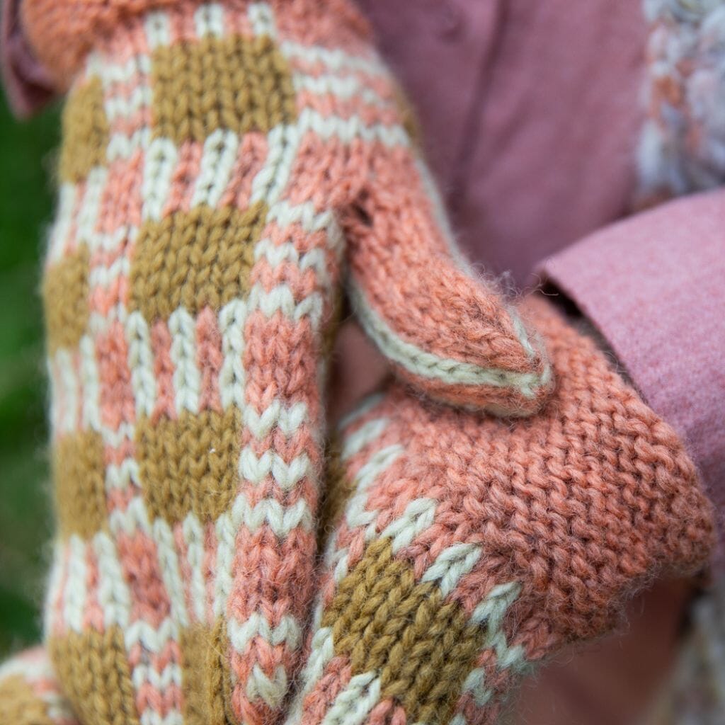 52 Weeks of Chunky Knits | Laine Publishing | Tangled Yarn UK