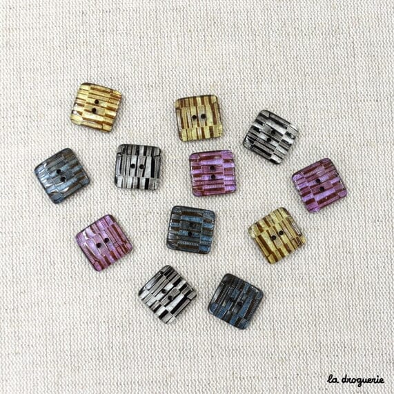 16 mm Hello Dolly Button | Tangled Yarn UK