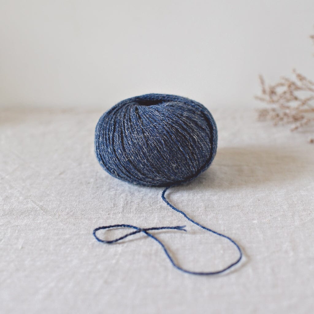 De Derum Natura | Alice Minuit| Tangled Yarn UK