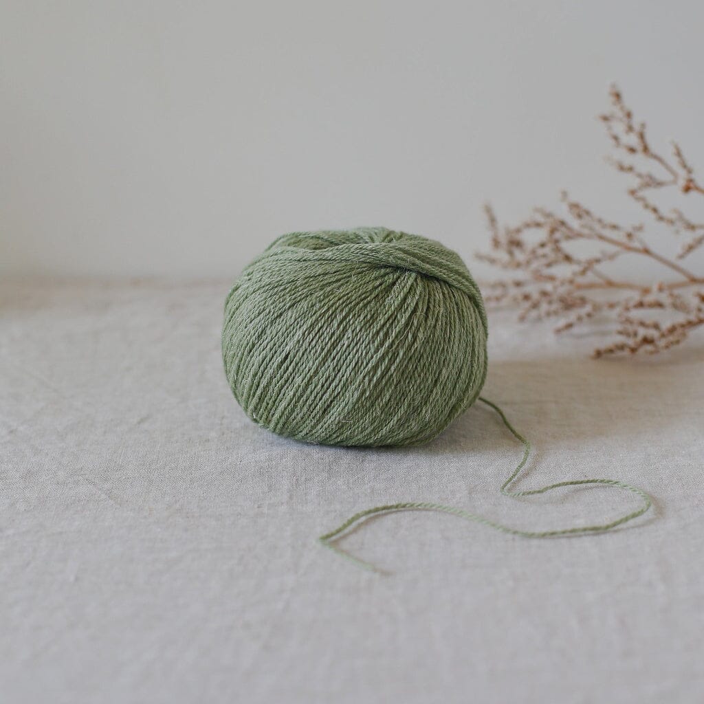 De Derum Natura | Alice Thym| Tangled Yarn UK