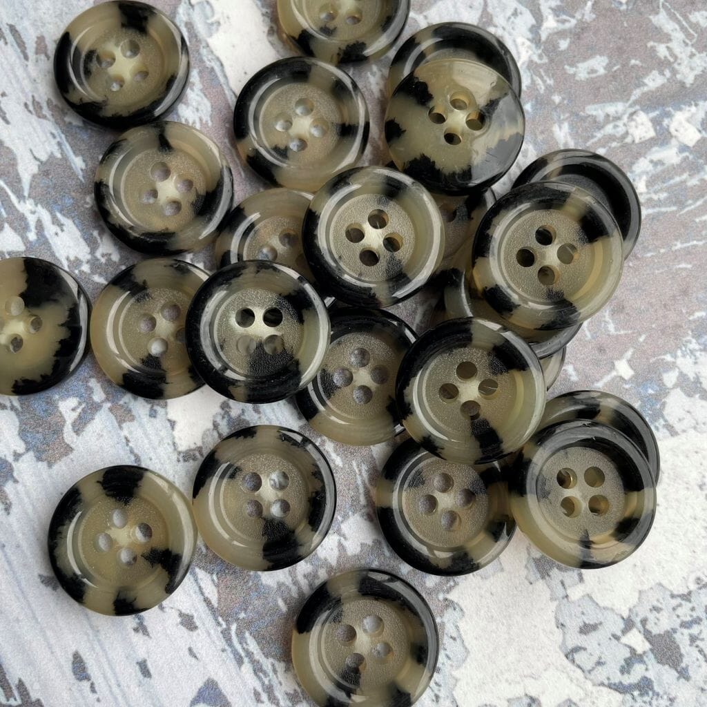 Black Galalith 18 mm Button | Tangled Yarn UK