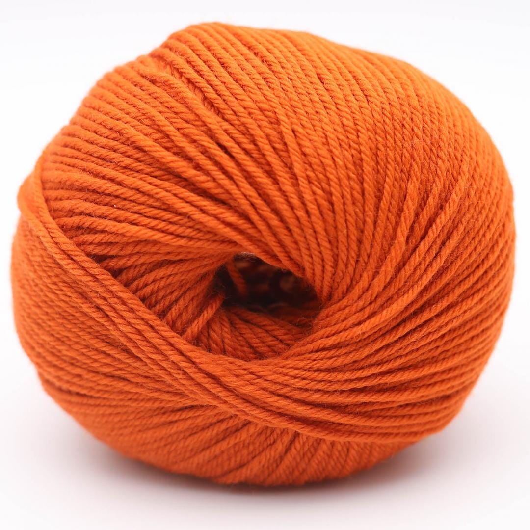 Merry Merino 140 | Pumpkin | Tangled Yarn UK