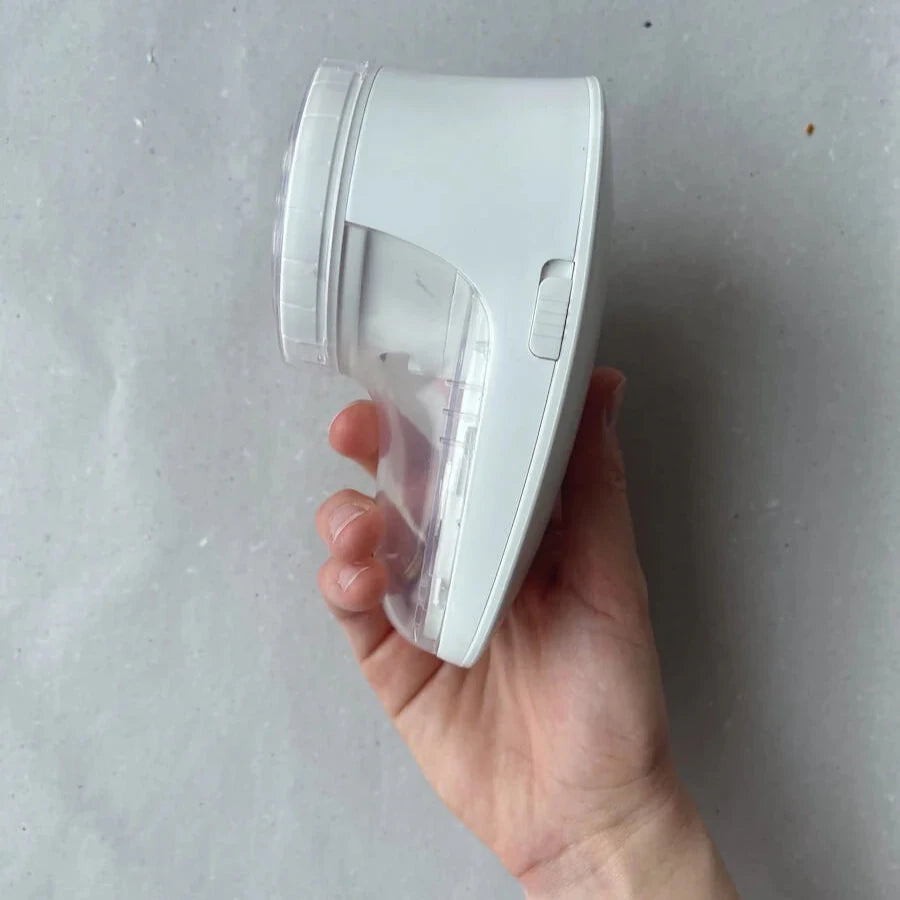 Petiteknit | Lint Remover | Tangled Yarn UK