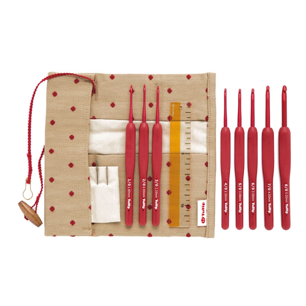 Tulip Etimo Red Crochet Hook Set | Tangled Yarn