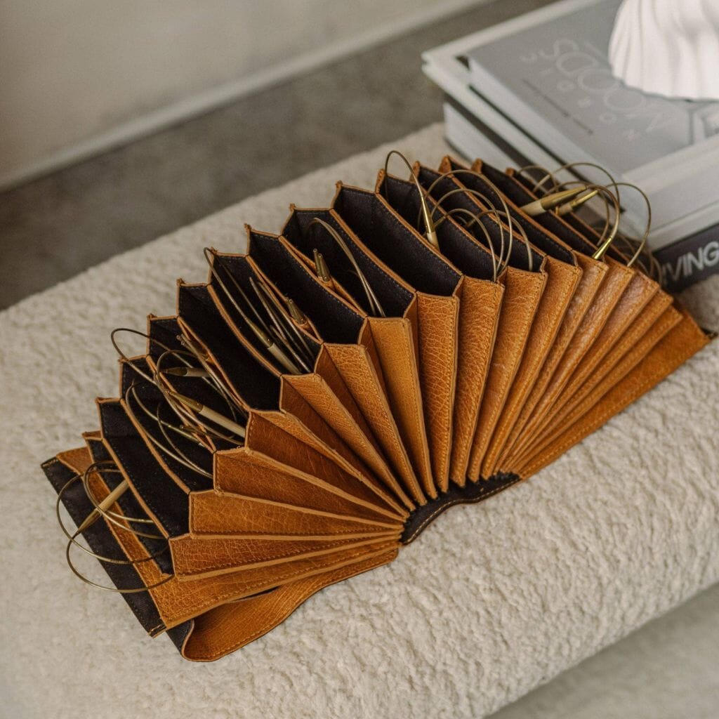 Betina XL | Muud | Tangled Yarn UK