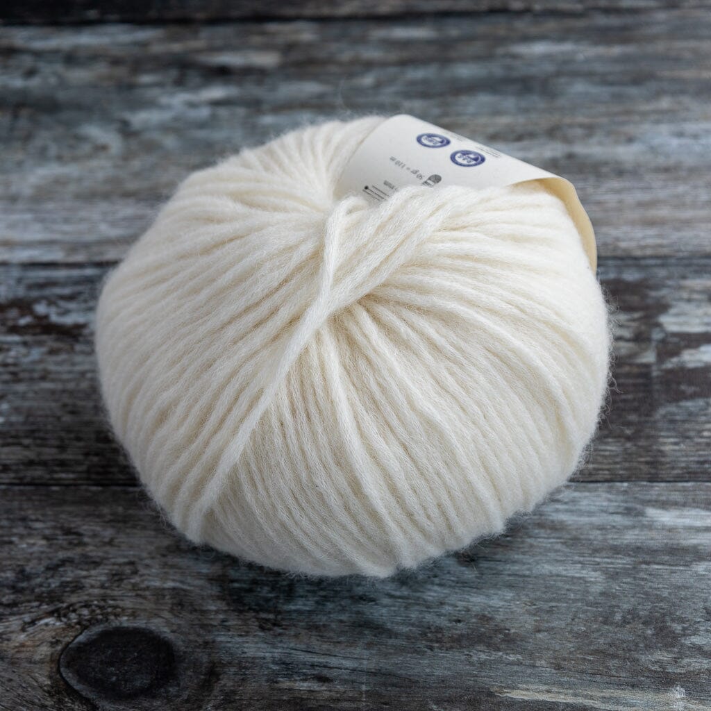 Camarose Snefnug - 7811 Snehvid - Tangled Yarn