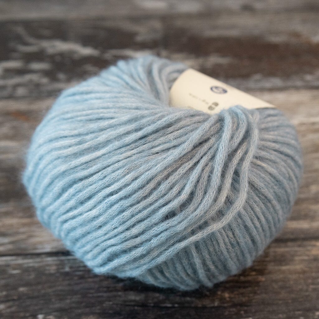 Camarose Snefnug | Stovet Bla | Tangled Yarn UK