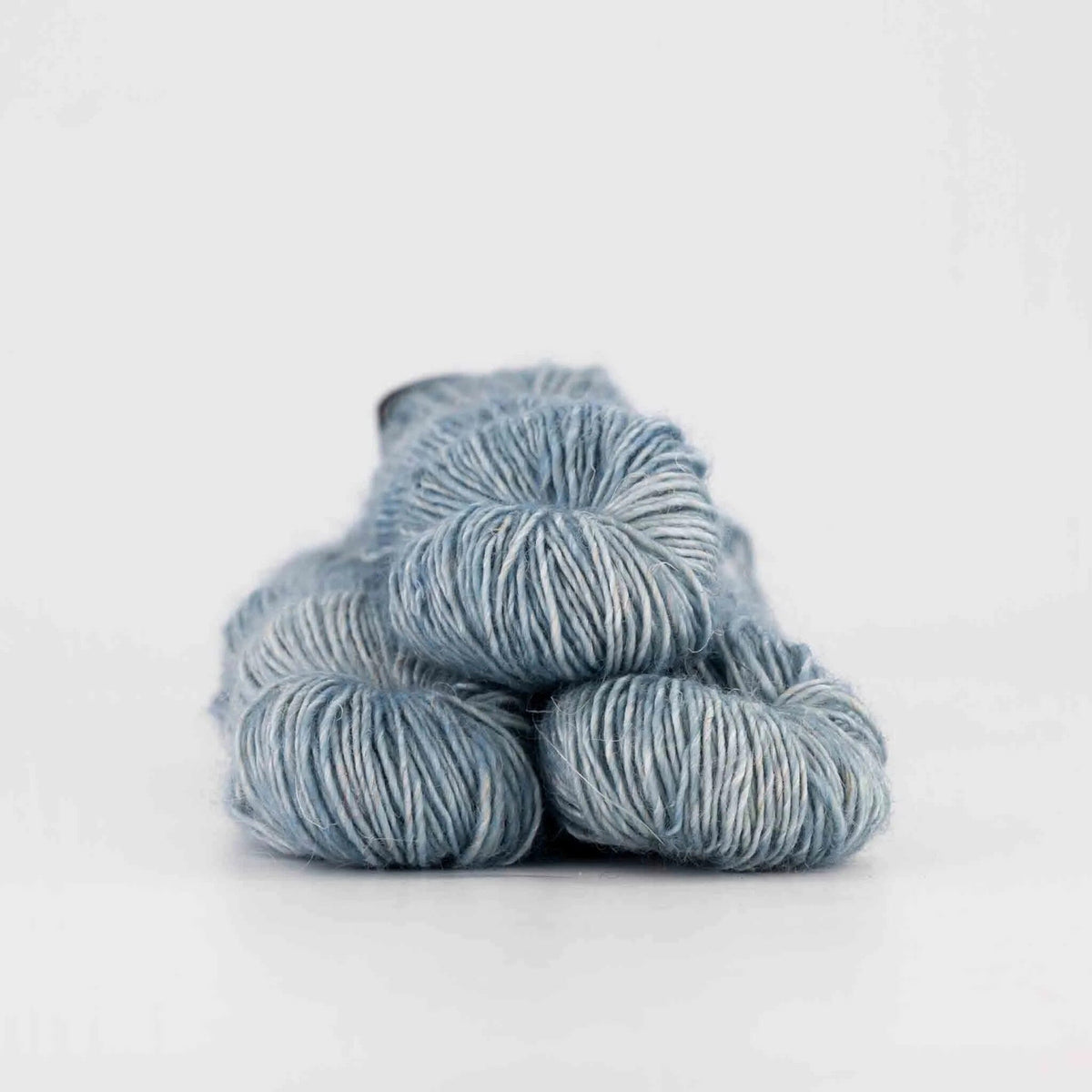 Cowgirlblues Merino Linen - Semi-Solid