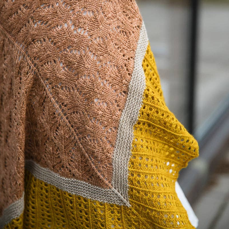 Entwined: Cables, Lace and Knitted Textures