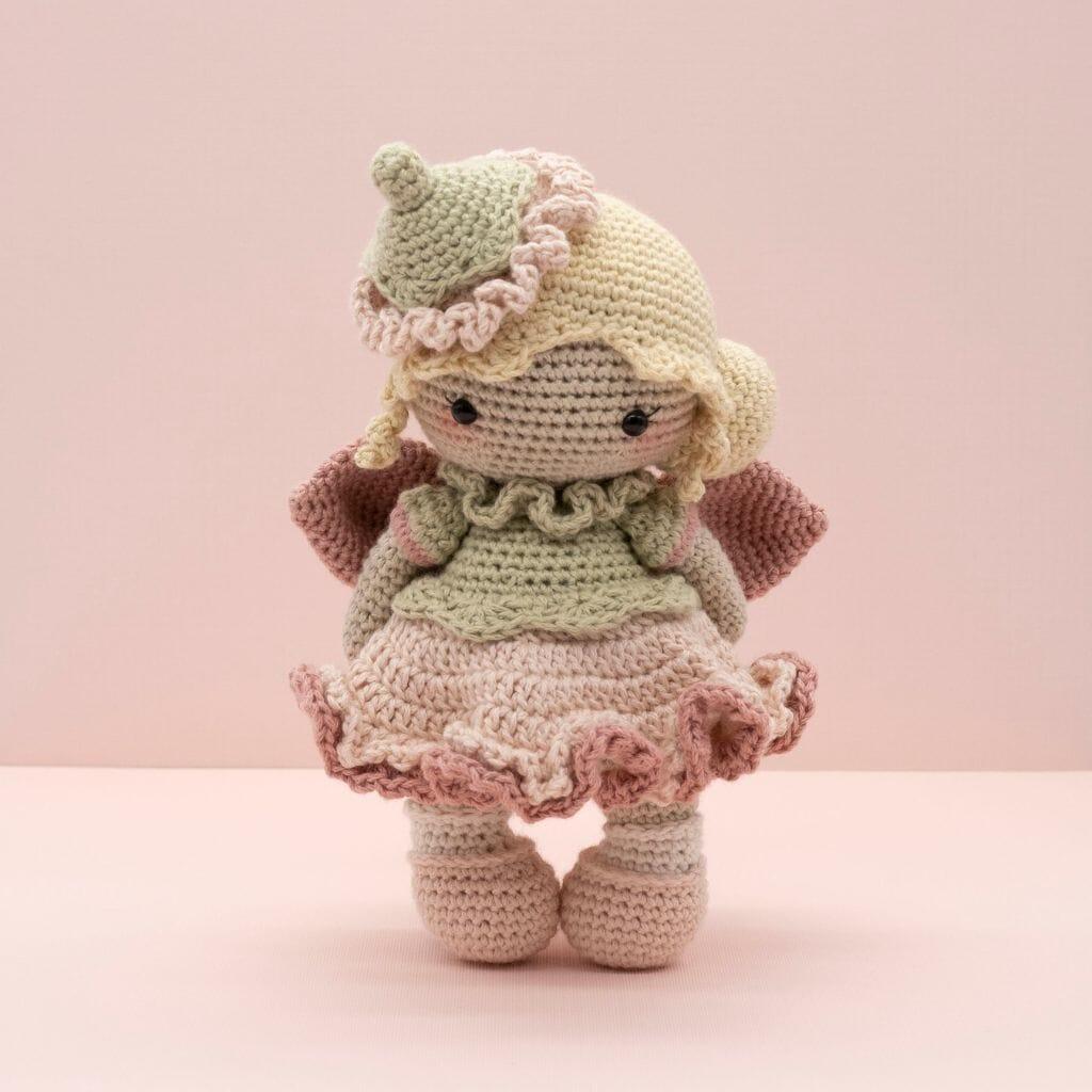 Enchanted Woodland Amigurumi: Crochet 15 Forest Fairies & Friends - Tangled Yarn