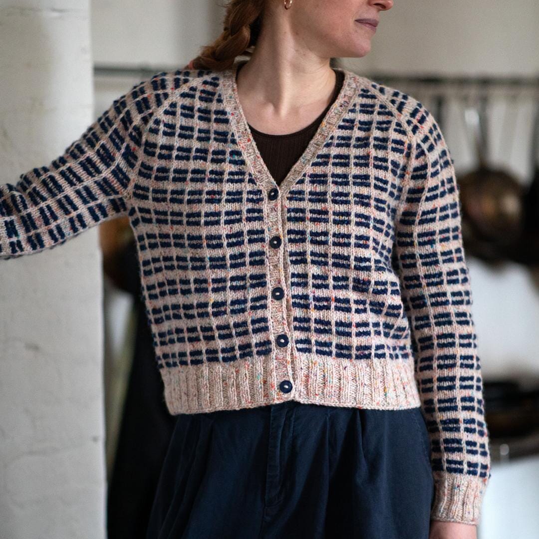 MORNING GLORY - Cardigan Pattern - Erika Knight Pure Tweed