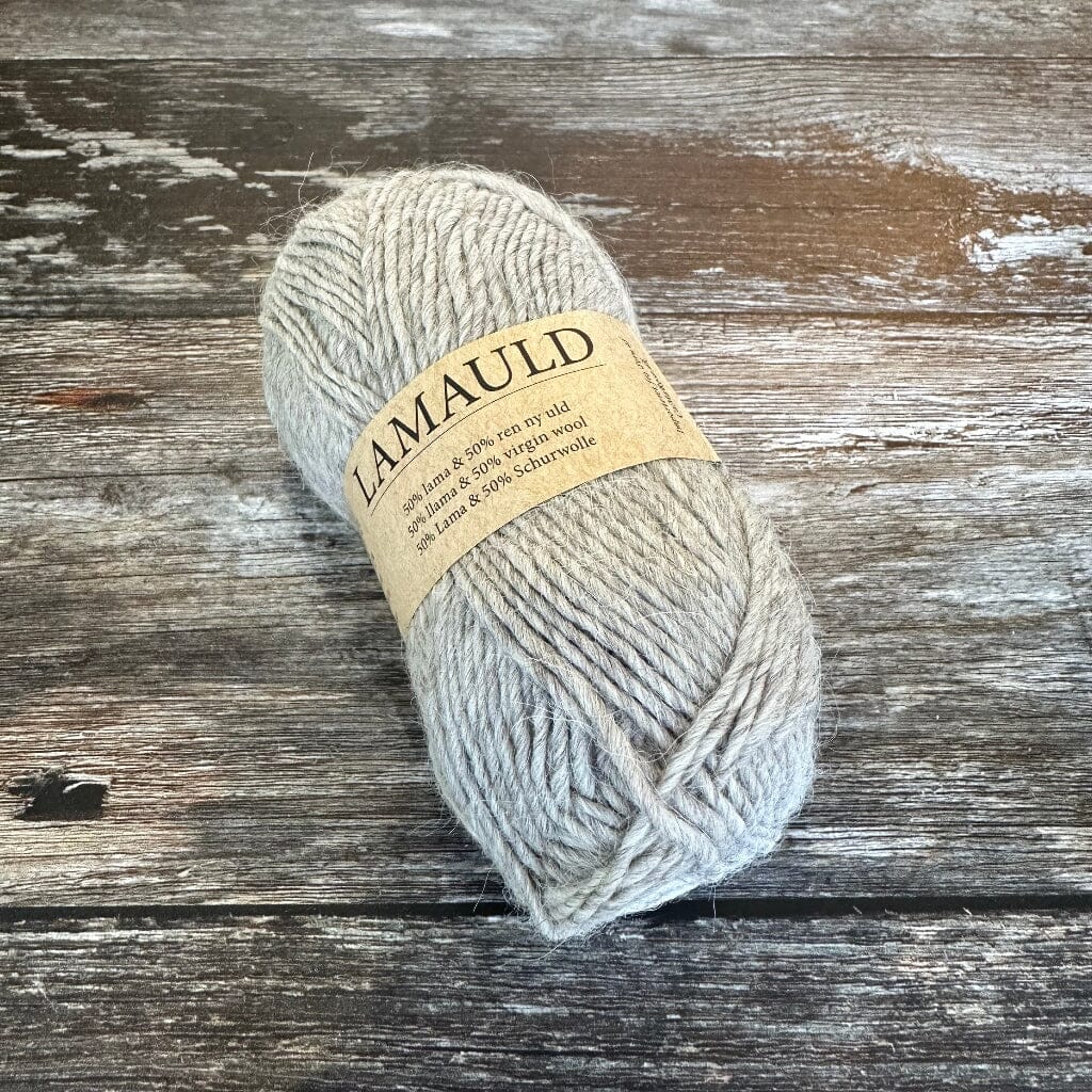 CaMaRose Camarose Lamauld - lys sandgra - Aran Knitting Yarn