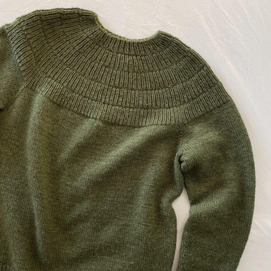 PetiteKnit Anker's Sweater - My Boyfriend's Size - Tangled Yarn