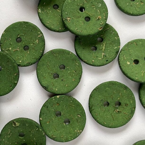 18mm Green Eco Textured Button | Tangled Yarn UK