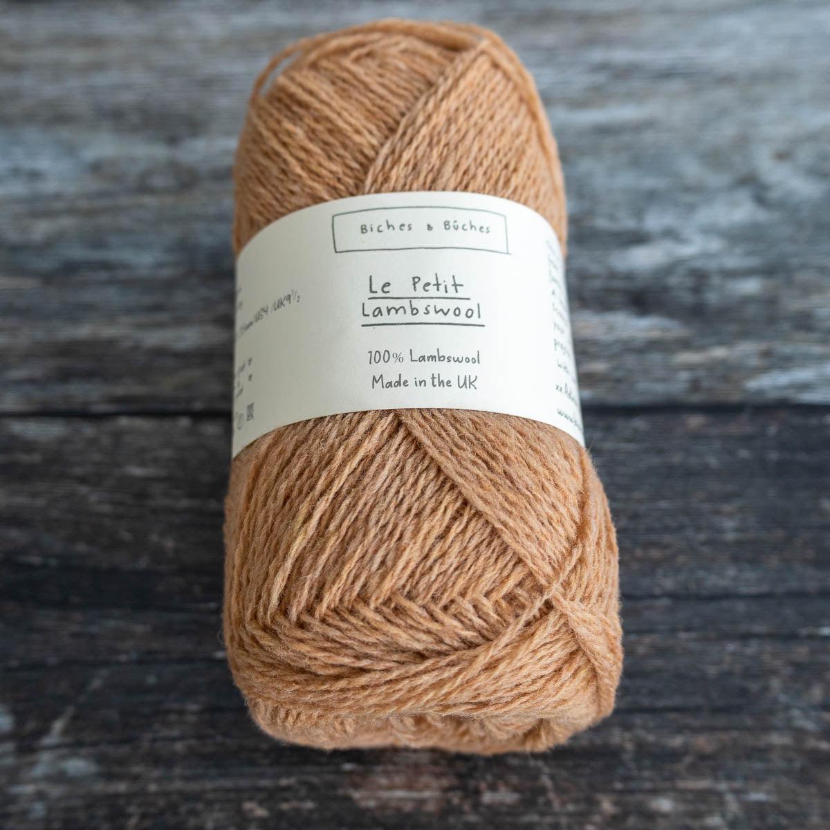 Biches & Bûches Biches & Bûches Le Petit Lambswool - Medium Peach - 4ply Knitting Yarn