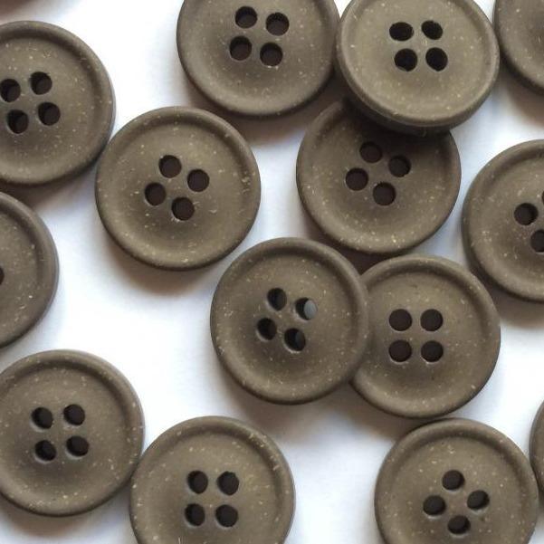 TextileGarden 15mm - Dusky Brown Smooth Matt Button -  - Buttons
