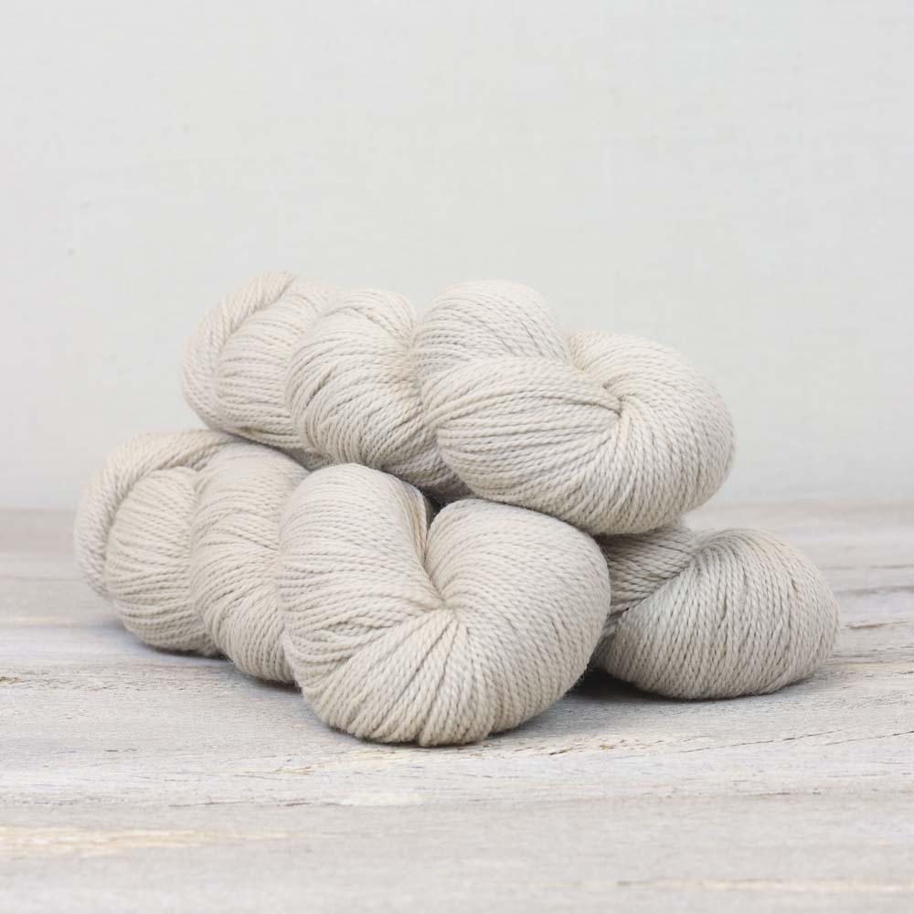 The Fibre Co. The Fibre Co. Amble - Chalk Cliffs - 4ply Knitting Yarn
