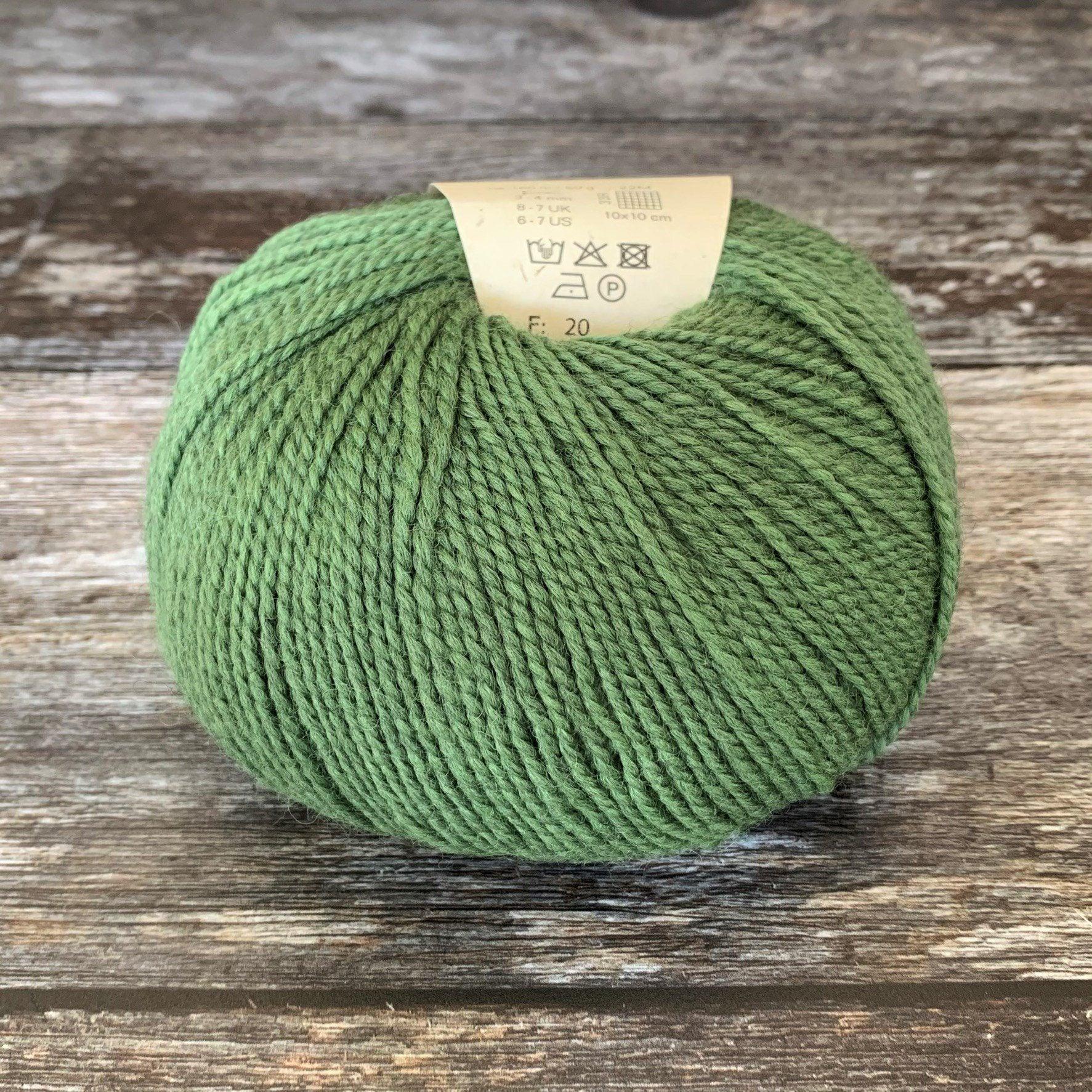 BC Garn BC Garn Semilla GOTS - Willow (020) - Sport Weight Yarn