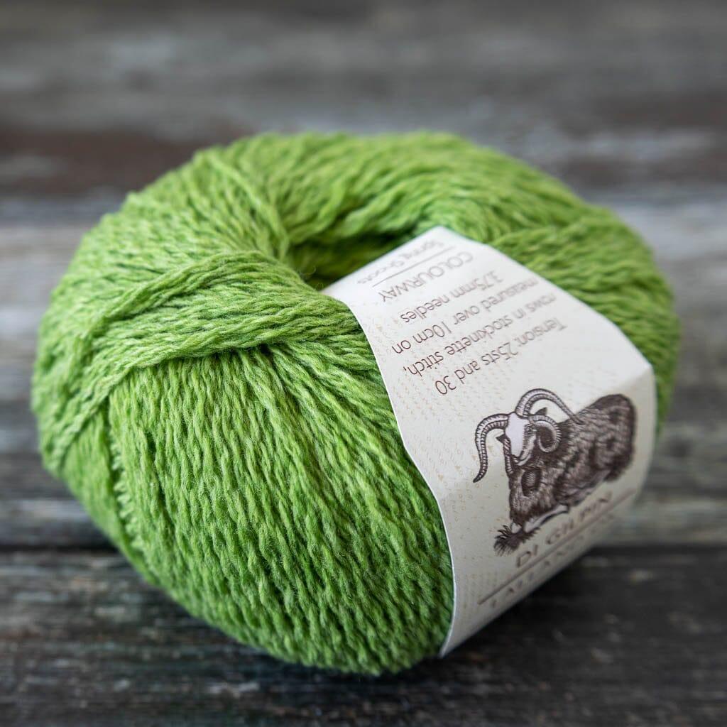 Di Gilpin Lalland DK - Tangled Yarn