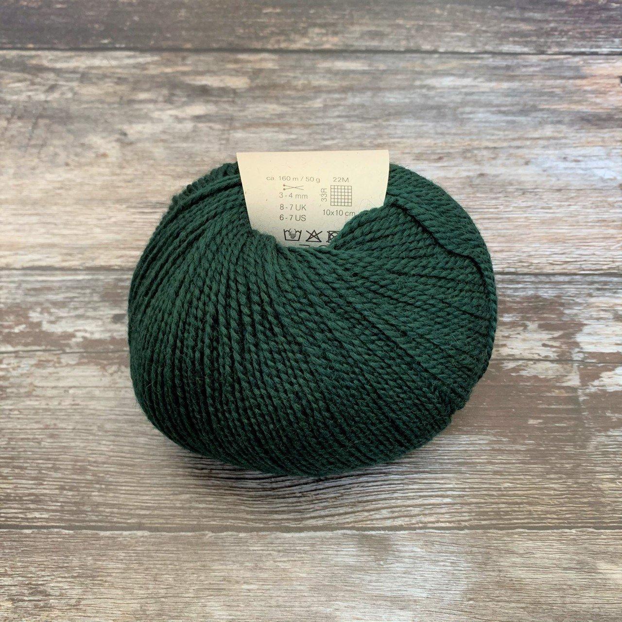 BC Garn BC Garn Semilla GOTS - Hunter Green (021) - Sport Weight Yarn